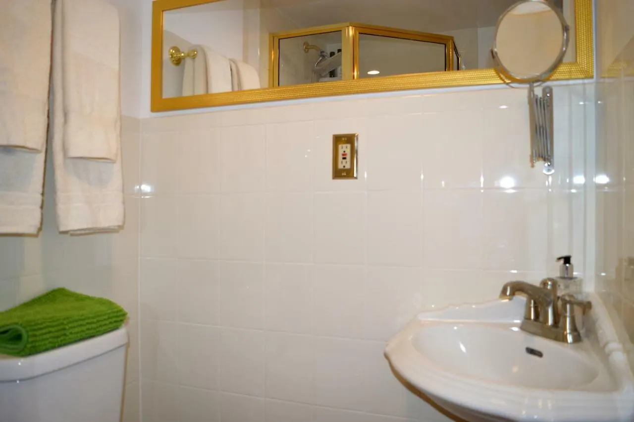Apartment 3306 Snyder Avenue Hotel New York United States